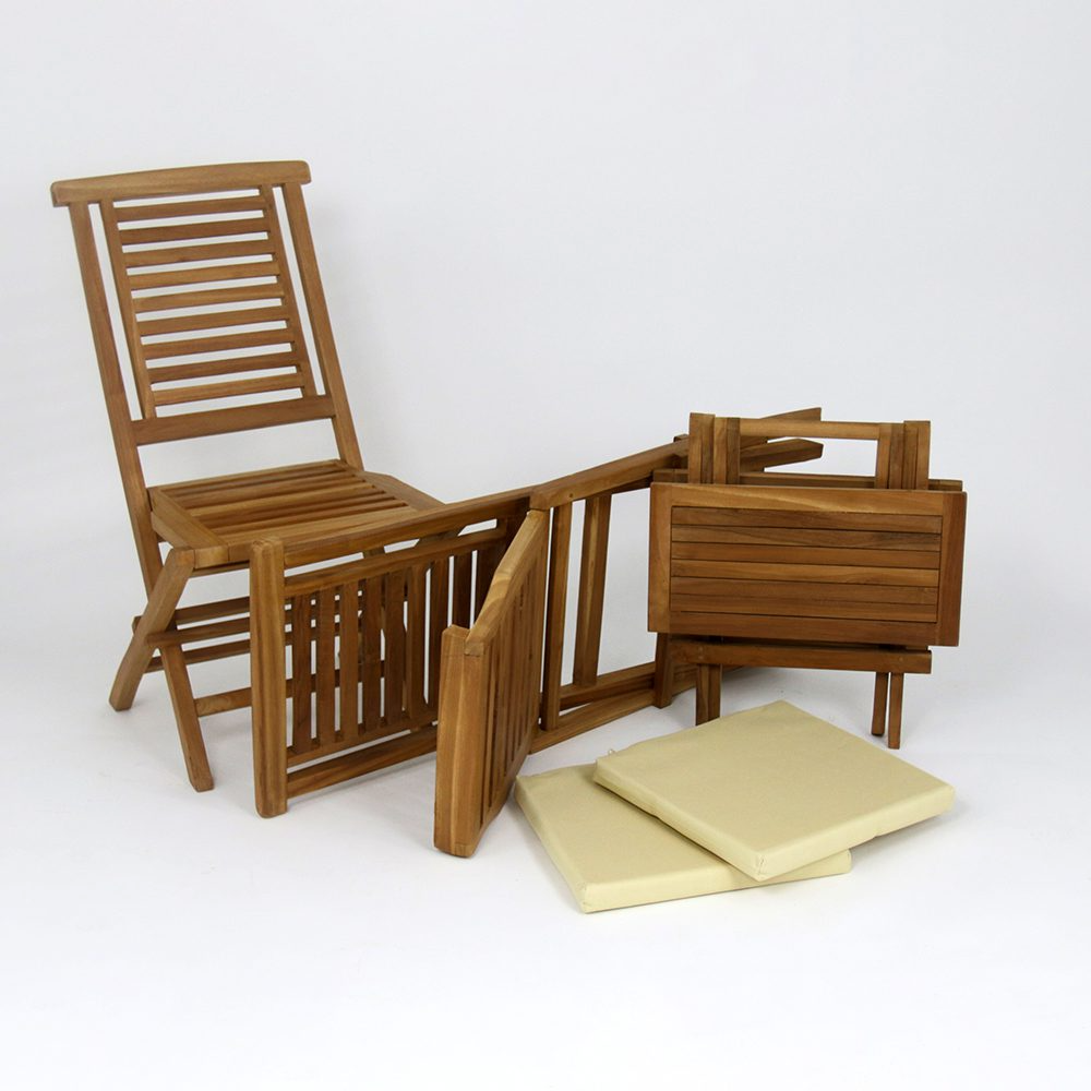 Square Picnic Table and 2 Hampton Chairs with Cushion