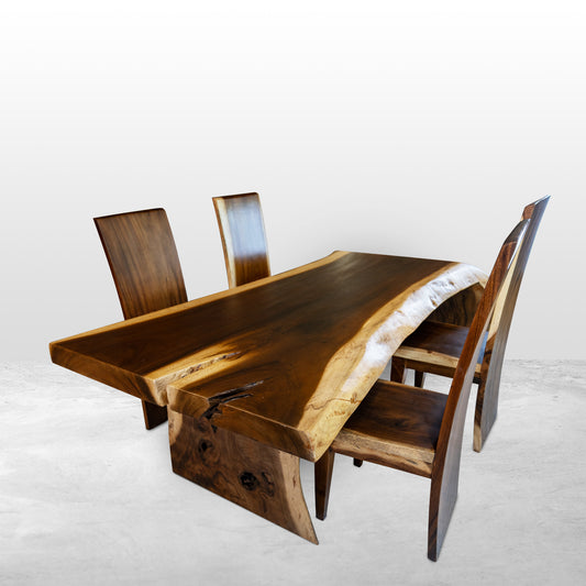 Master's One Trunk Piece Massive Suar Wood Table with Chairs