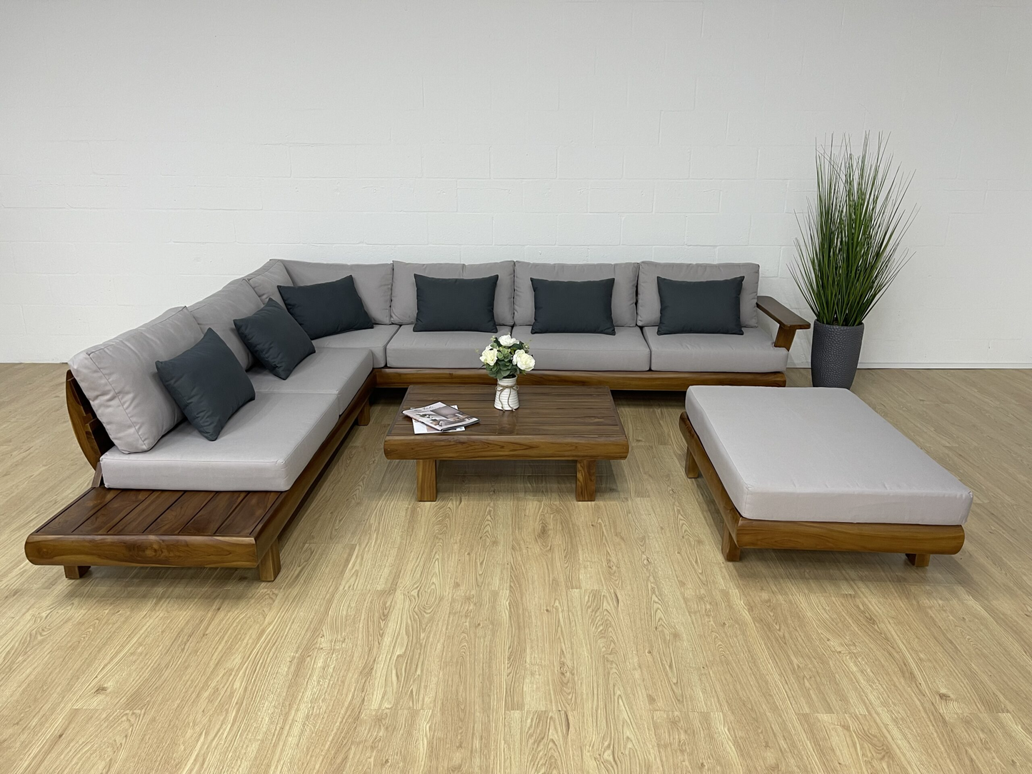 U-Shape Sofa Set with Coffee Table